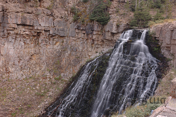 Scenery - Rustic Falls @ Golden Gate of Yellowstone