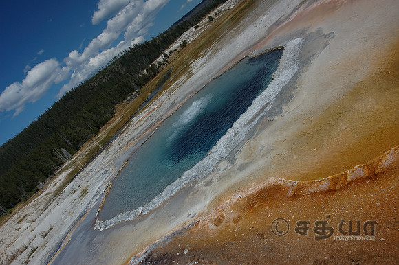 Crested Pool @ Upper Geyser Basin