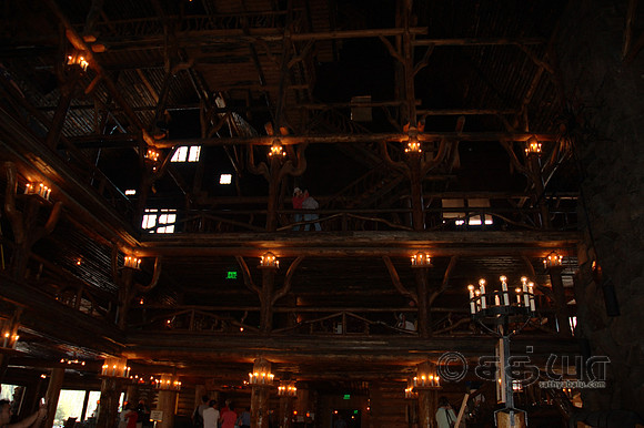 Old Faithful Inn
