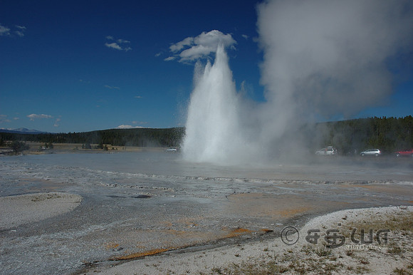 Great Fountain Geyser @ Firehole Lake Drive