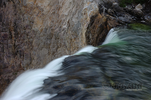 Scenery - Brink of Lower Falls @ Grand Canyon of the Yellowstone