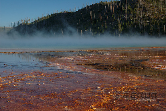 Midway Geyser Basin - Grand Prismatic Spring