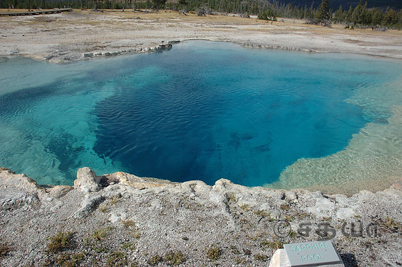 Biscuit Basin - Sapphire Pool