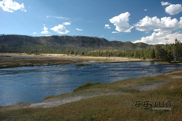 Scenery - Firehole River at Biscuit Basin