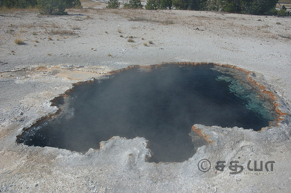 Surprise Pool @ Firehole Lake Drive